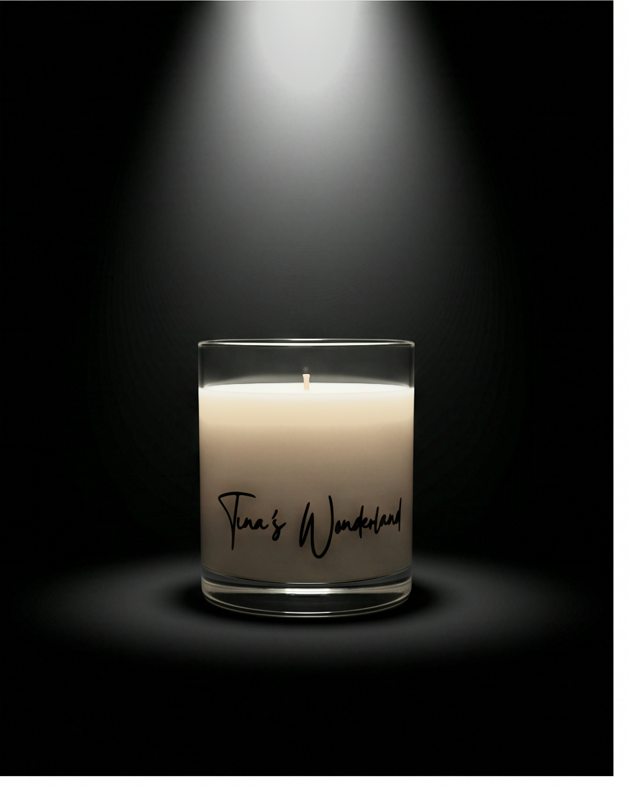 Clear glass soy candle